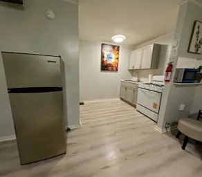Cute studio apt close to the zoo - Image 5