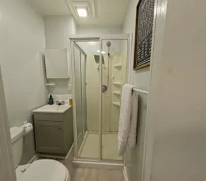 Cute studio apt close to the zoo - Image 4