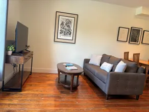 Beautiful Executive 1 Bedroom Apartment - Image 5