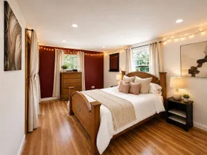Newly Renovated, Entire Home, 3BR, Near Lake - Image 5