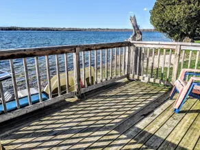 Deluxe Beachfront Villa 3 Bedroom, sleeps 10 - Image 5