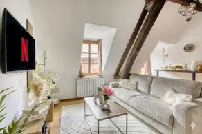 The Charming • Duplex • Downtown • Airport - Image 2