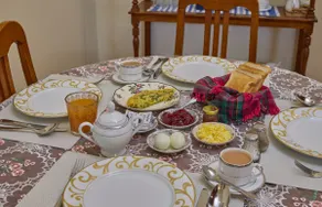Fairy Glen | Heritage Stay | Continental Breakfast - Image 5