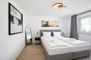 Modern apartment with balcony & feel-good ambience - Image 2