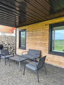Hills Edge Walkout Apartment - Image 5