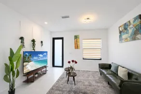 Beautiful modern house, close to everything. - Image 2