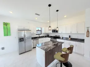 Beautiful modern house, close to everything. - Image 4