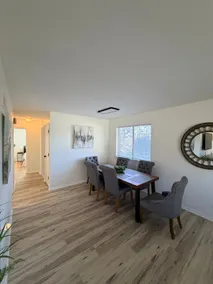 The Junction Retreat! Amazing location! Large 3br. - Image 2