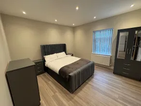 Brand New Luxury Centrally Located 2BR Apartment - Image 2