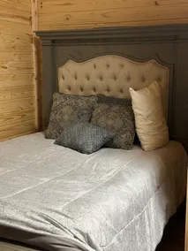 Off the road Oasis/Private Cozy Cabin Retreat - Image 2