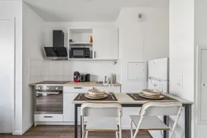 Chic studio apart near Paris - Image 4