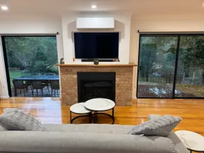 The Grandview Retreat, Riverside Farmstay Escape - Image 2