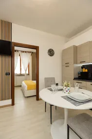 Free Parking - Artstay - Apt Near Rho Fiera - Image 3
