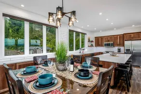 Florence Bayview Retreat West | Pool Table - Image 3