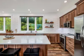 Florence Bayview Retreat West | Pool Table - Image 4