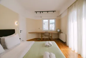 Exarcheia Gem with Stunning Lycabettus views - Image 3