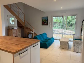 Under the pines, beach walk, house, air conditioning - Image 2