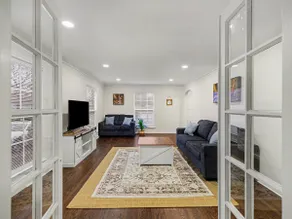 The George House - Image 2