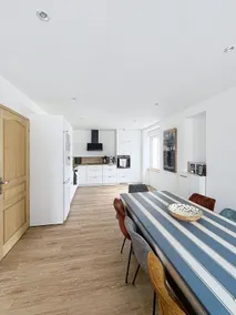 Ploemel House, 3 Bedrooms - Image 2