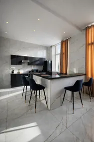 Golden Suite - Image 2