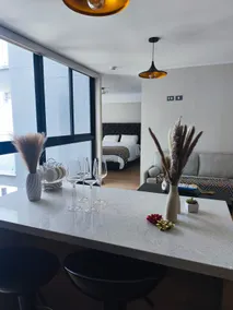 Modern apartment with confort and ideal location - Image 4