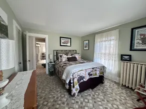Shelly's Lovely Adirondack Home near Lake & Town - Image 5