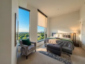 Luxury 13 foot Ceiling 1+Den|1 min Tysons*metro - Image 2