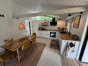 Cozy cottage with a large garden close to the beach - Image 5