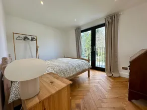 Peaceful, Bright Loft in the Heart of High Barnet - Image 2