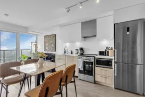 Sleek 2BR near Allan Gardens and Eaton Centre - Image 3