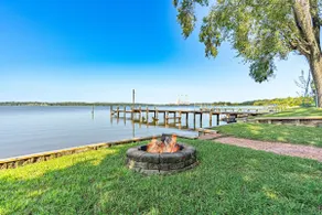 Waterfront Home: Dock and Beach Access - Image 3