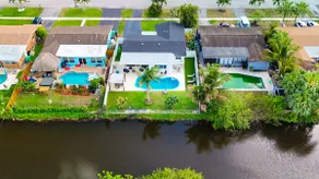 Sunrise at Home | 10 PPL | Pool | Mini Golf |Games - Image 5