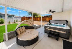Designer 5BR Villa Near Strip, Neon Vibes & HotTub - Image 2