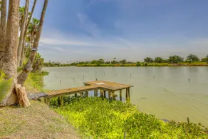 Group Getaway: Luxe Riverfront Gem in Los Fresnos! - Image 3