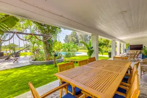 Group Getaway: Luxe Riverfront Gem in Los Fresnos! - Image 2