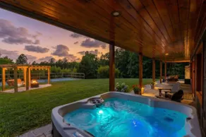 Pickleball - Hot Tub - River - Hike - 4 King Beds - Image 2