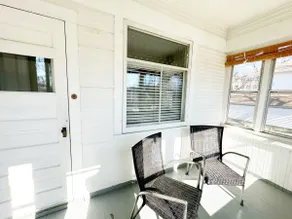 Downtown Clean & Cozy Getaway - Image 5