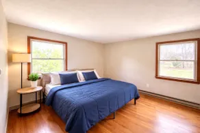 Private Retreat ranch house in South Amherst - Image 2