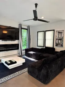 Luxury Modern Hideaway - Image 3