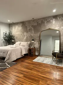 Luxury Modern Hideaway - Image 2