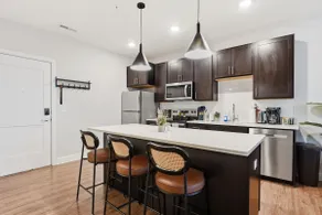 Lusso Premier & Short North Hub free Park/Gym/Pool - Image 3