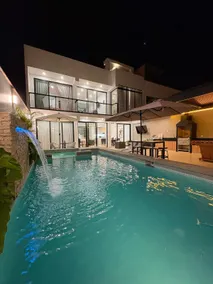 Modern and cozy beach house - Image 2