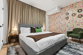 Chick Stay | King Bed + Mini Golf! Leduc & Nisku - Image 2