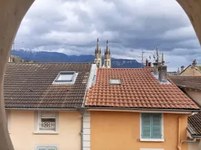 Le Secret • 1 bedroom, 3 people, air-conditioned, heart of Voiron - Image 4