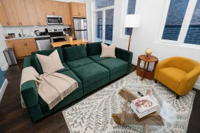 Chicago 4BR | Rooftop | Gym | McCormick Place - Image 2