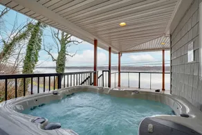 River Front w/ dreamy views - Hot Tub - Image 2