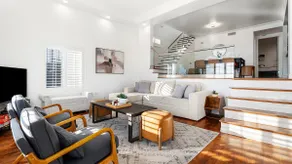 LUX 3BR Penthouse with Ensuites Near Dodger Stadium - Image 3