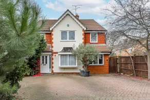 4 Bed 4Bath Home,Pool,Gym,Great for Contractors - Image 2