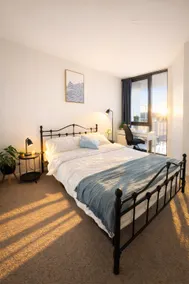Modern Spacious 2BR 2Bath ANU & CityFree Parking - Image 3