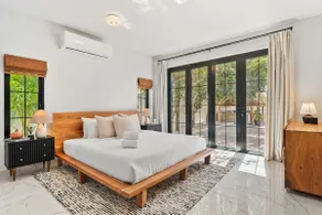 Modern 3BR Villa w Private Pool BBQ 4 Baths - Image 5